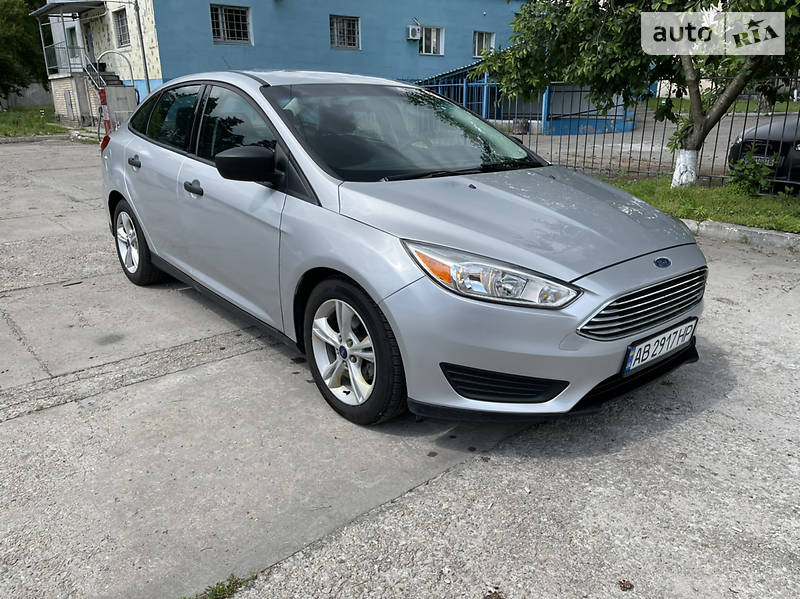 Седан Ford Focus 2016 в 