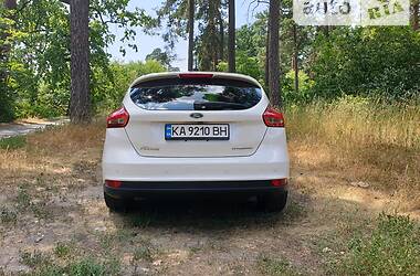 Хэтчбек Ford Focus 2016 в 