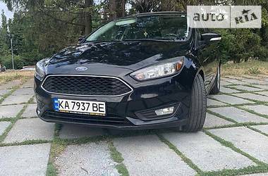 Хэтчбек Ford Focus 2015 в Киеве