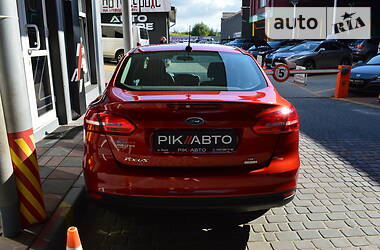 Седан Ford Focus 2018 в 