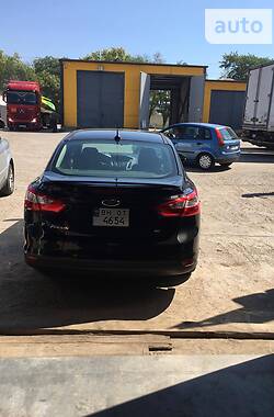 Седан Ford Focus 2013 в 
