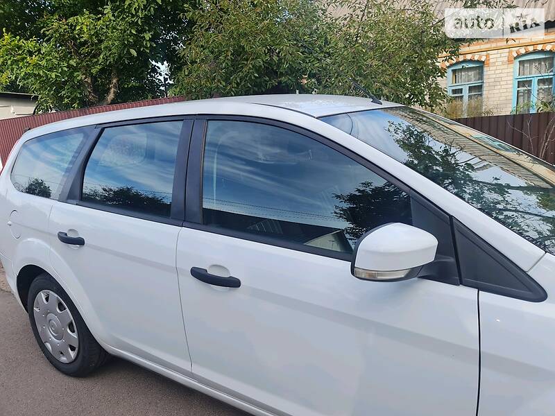 Универсал Ford Focus 2010 в Коростене