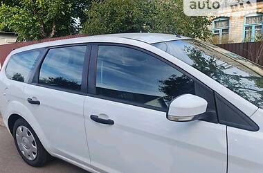 Универсал Ford Focus 2010 в 
