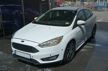 Седан Ford Focus 2015 в Чернівцях