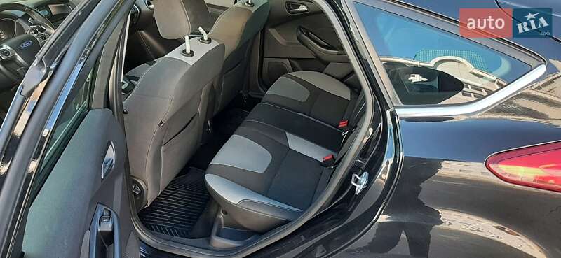 Хэтчбек Ford Focus 2011 в Днепре