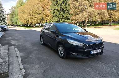 Хэтчбек Ford Focus 2015 в Ровно