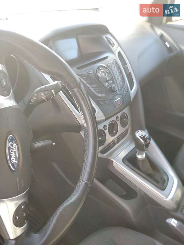 Универсал Ford Focus 2013 в Зенькове фото 5 Универсал Ford Focus 2013 в Зенькове
