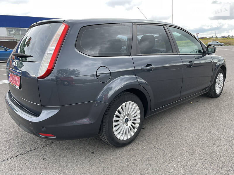 Универсал Ford Focus 2009 в Луцке