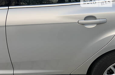 Универсал Ford Focus 2014 в 