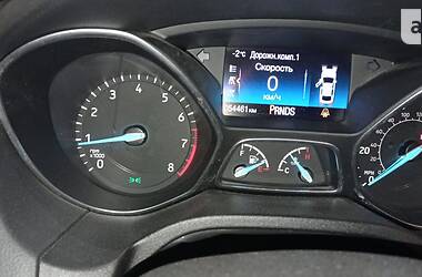 Хэтчбек Ford Focus 2015 в Лисичанске