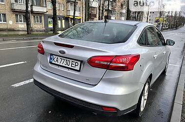 Седан Ford Focus 2016 в Киеве