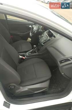 Хетчбек Ford Focus 2017 в Львові фото 6 Хетчбек Ford Focus 2017 в Львові