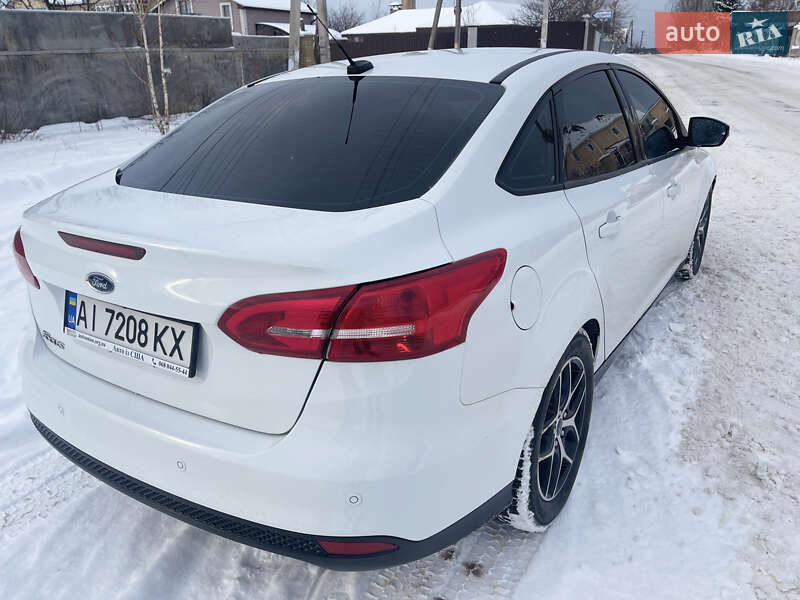 Седан Ford Focus 2017 в Киеве