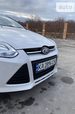 Седан Ford Focus 2014 в Киеве