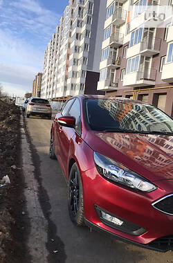Хэтчбек Ford Focus 2016 в Черновцах