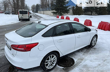 Седан Ford Focus 2016 в Львові