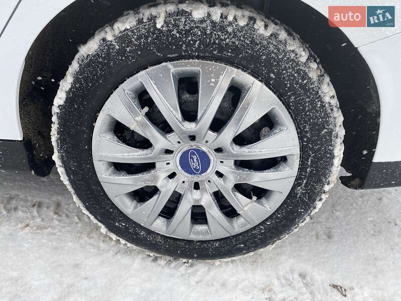 Седан Ford Focus 2017 в Ладыжине фото 34 Седан Ford Focus 2017 в Ладыжине