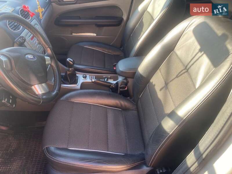 Универсал Ford Focus 2008 в Новоархангельске фото 8 Универсал Ford Focus 2008 в Новоархангельске