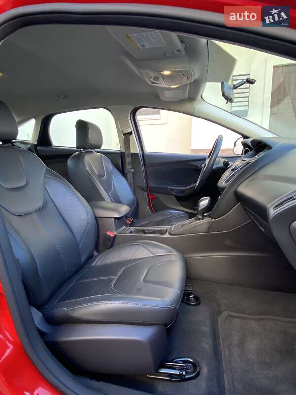 Седан Ford Focus 2016 в Киеве