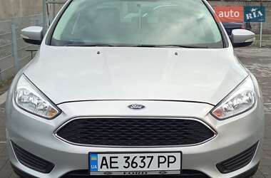 Седан Ford Focus 2015 в Дніпрі