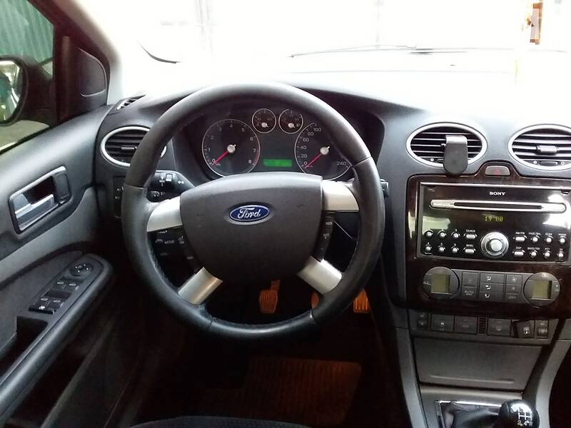Седан Ford Focus 2005 в Борщеве фото 27 Седан Ford Focus 2005 в Борщеве
