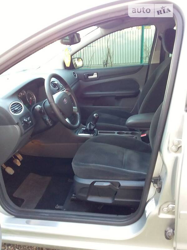 Седан Ford Focus 2005 в Борщеве фото 32 Седан Ford Focus 2005 в Борщеве