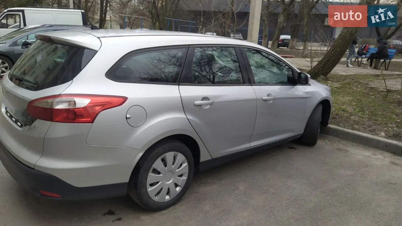 2010 Ford Focus - мініатюра 31