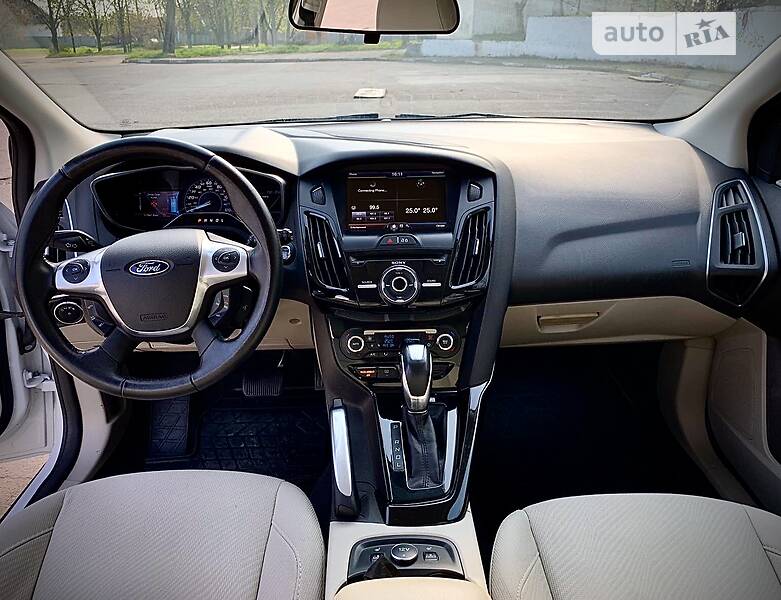 Хэтчбек Ford Focus 2013 в Никополе