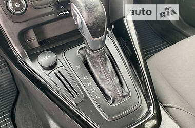 Седан Ford Focus 2018 в 