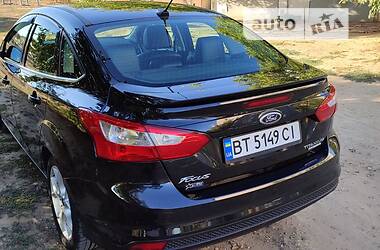 Седан Ford Focus 2012 в Чернівцях