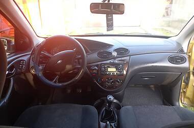 Седан Ford Focus 2000 в Виноградове