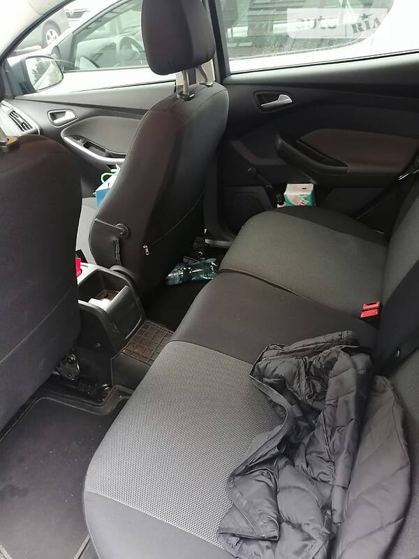 Хэтчбек Ford Focus 2014 в Чернигове