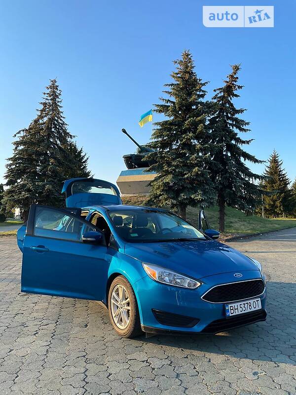 Хэтчбек Ford Focus 2015 в Дубно