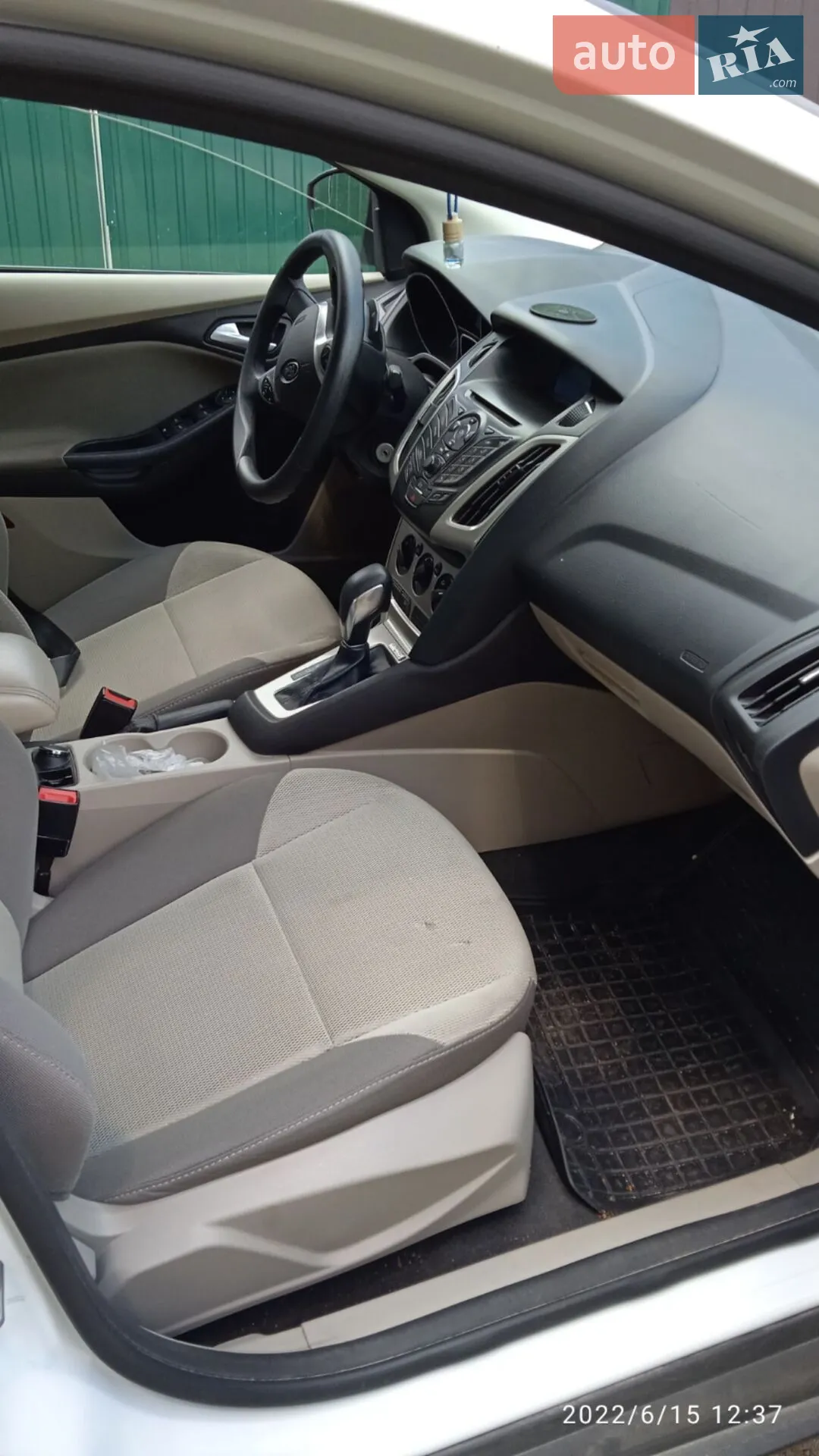 Ford Focus 2014 VIN 1FADP3F28EL249505 фото оголошення 16 з 27