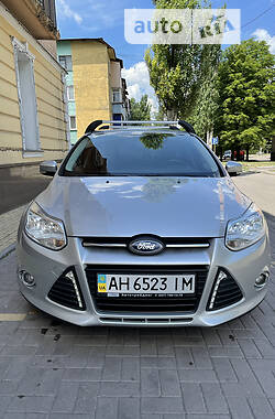Хэтчбек Ford Focus 2013 в Доброполье