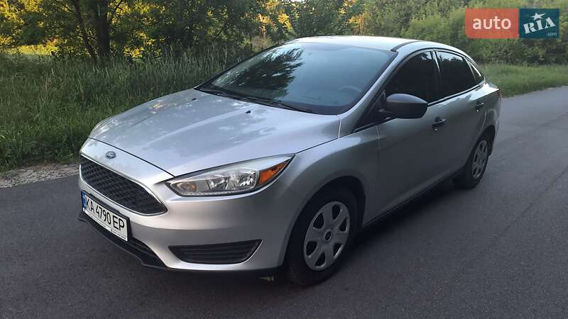 Седан Ford Focus 2015 в Киеве фото 4 Седан Ford Focus 2015 в Киеве