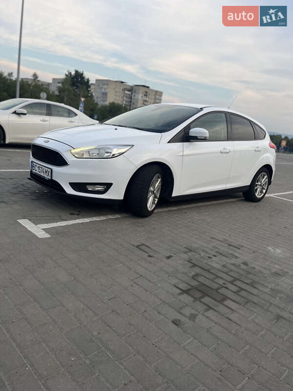 Хэтчбек Ford Focus 2015 в Дрогобыче