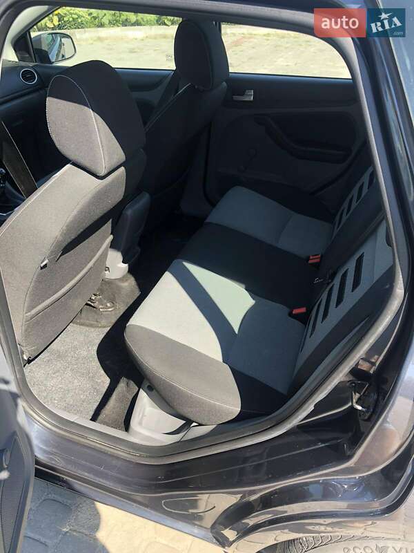 Универсал Ford Focus 2010 в Камне-Каширском фото 10 Универсал Ford Focus 2010 в Камне-Каширском