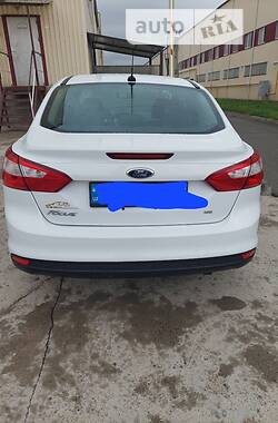 Седан Ford Focus 2014 в Вишневом