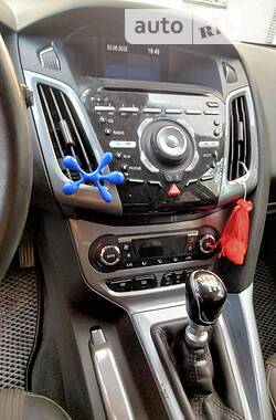 Универсал Ford Focus 2011 в 