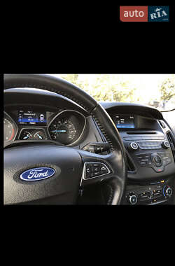 Седан Ford Focus 2016 в Львове