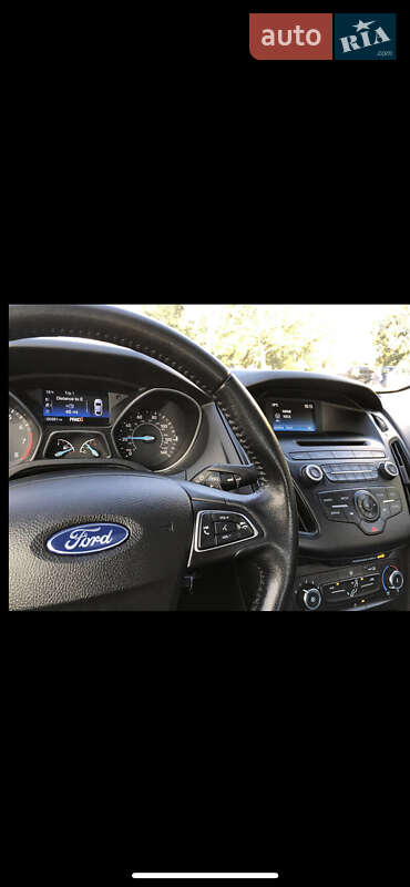 Седан Ford Focus 2016 в Львові