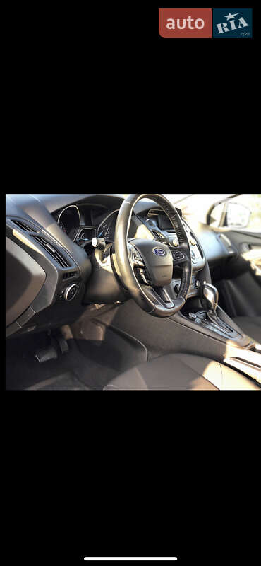Седан Ford Focus 2016 в Львові
