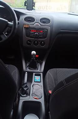 Хэтчбек Ford Focus 2010 в Ахтырке