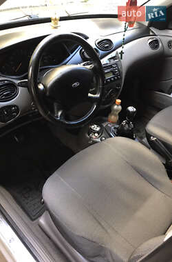 Седан Ford Focus 2000 в Мукачево