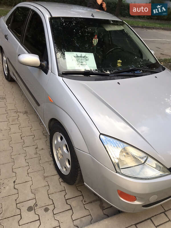 Седан Ford Focus 2000 в Мукачево