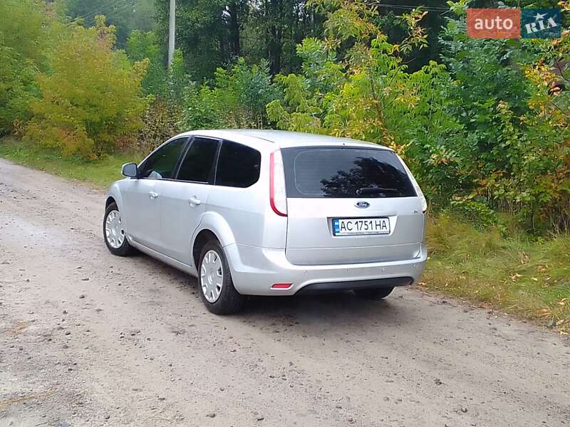 Универсал Ford Focus 2010 в Камне-Каширском