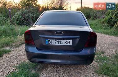 Седан Ford Focus 2009 в 