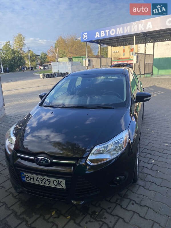 Седан Ford Focus 2014 в Черноморске