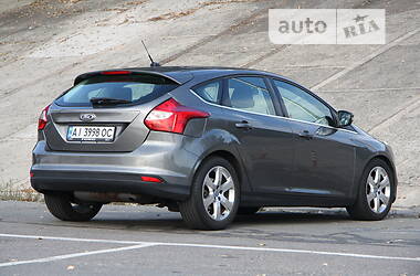 Хэтчбек Ford Focus 2011 в Киеве